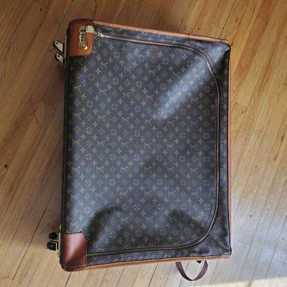Monogram Louis Vuitton roller suitcase - Picture 5 of 5